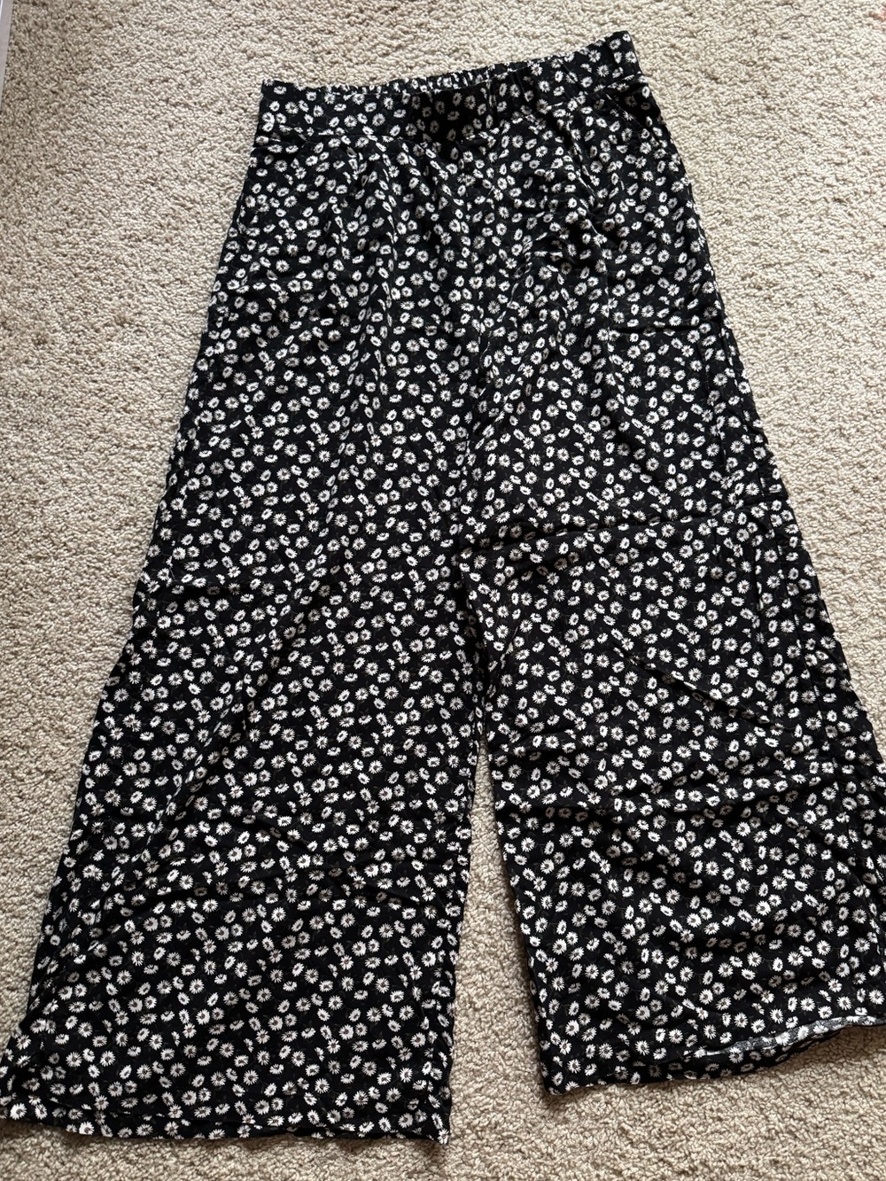 Torrid Floral Wide-Leg Pants - size 1